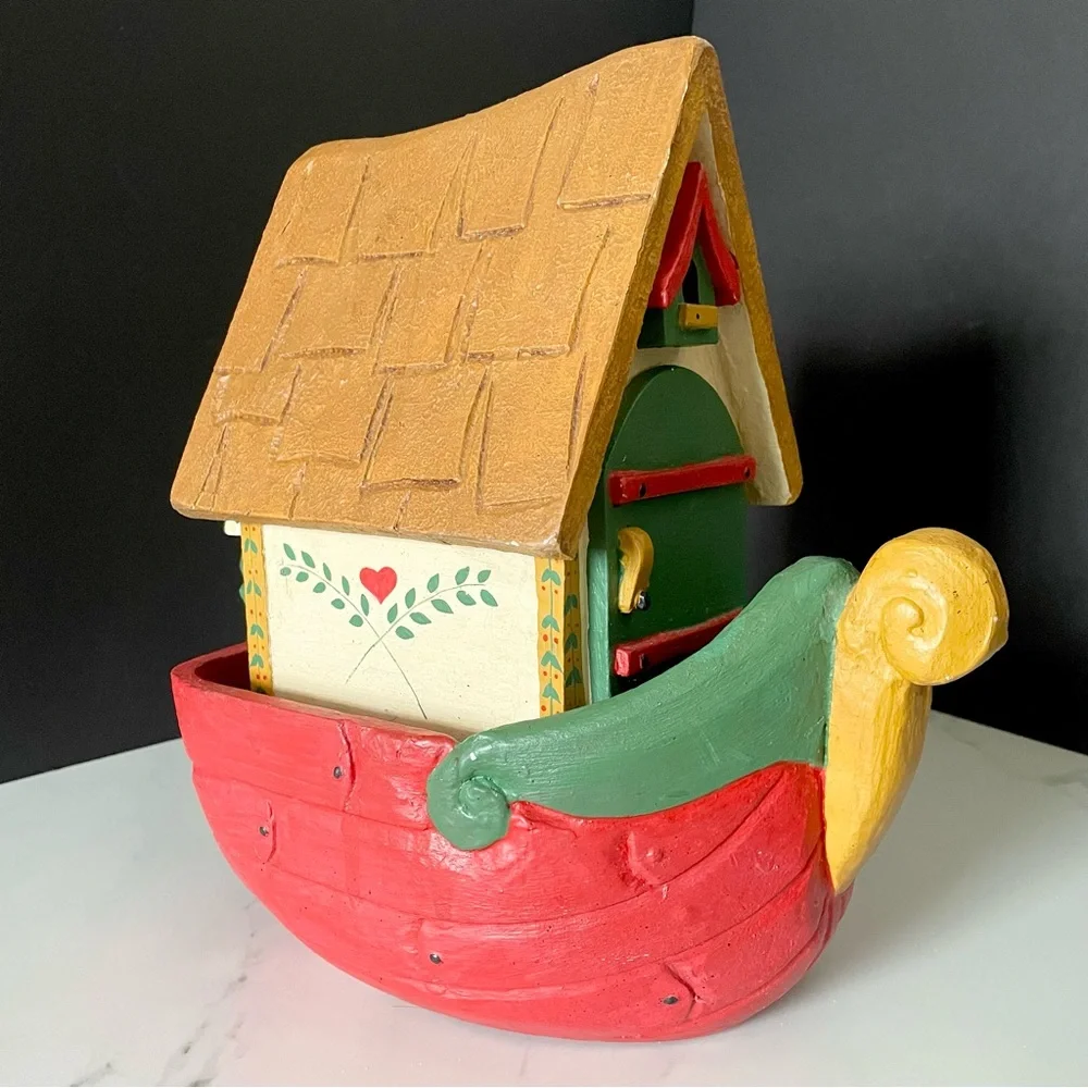 Large Noah's Ark by House of Hatten
